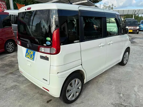 Suzuki Spacia