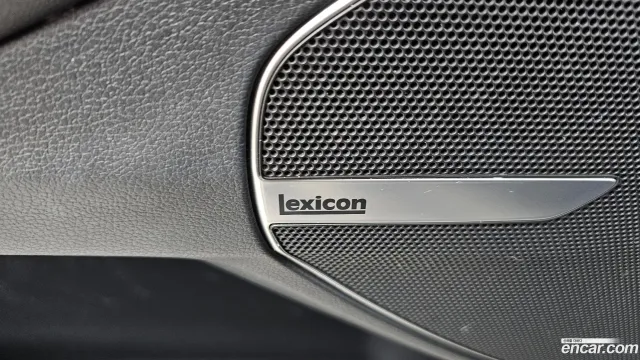 Genesis G90 (EQ900)