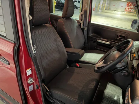 Suzuki Spacia Gear
