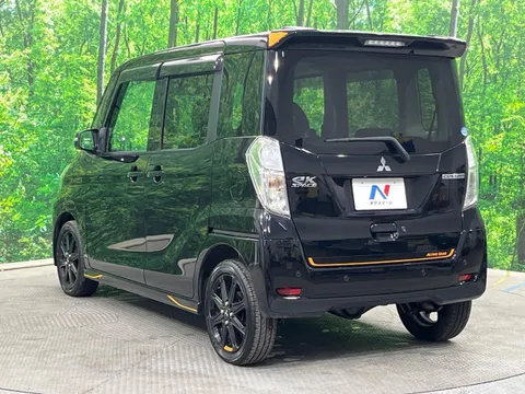 Mitsubishi eK Space