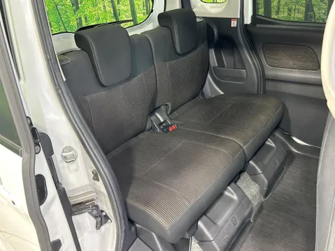 Mitsubishi eK Space Custom