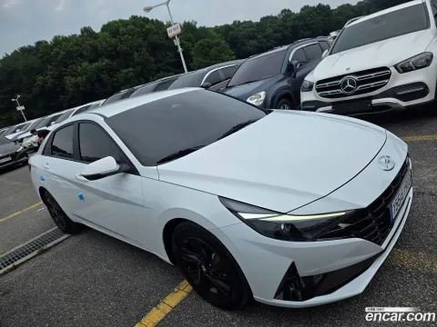 Hyundai Elantra (Avante)