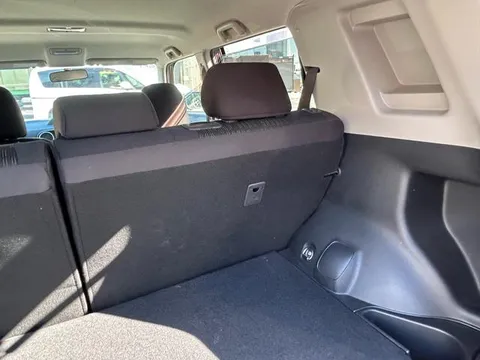 Toyota Corolla Rumion