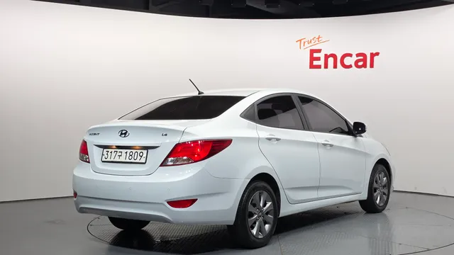 Hyundai Accent