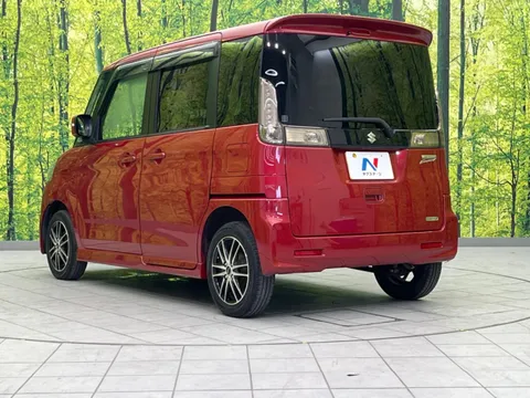 Suzuki Spacia Custom