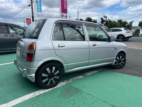 Daihatsu Mira Gino