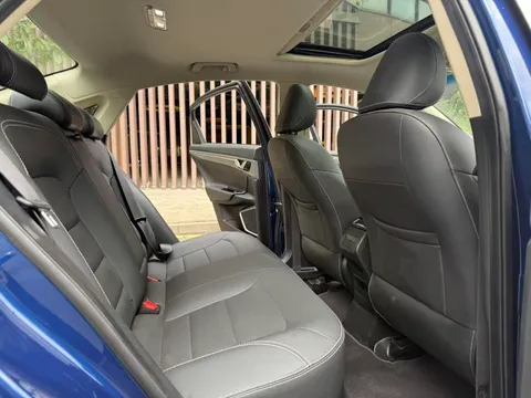 Geely Emgrand GL