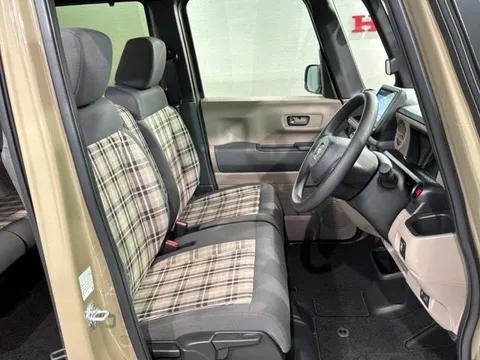 Honda N-BOX Joy