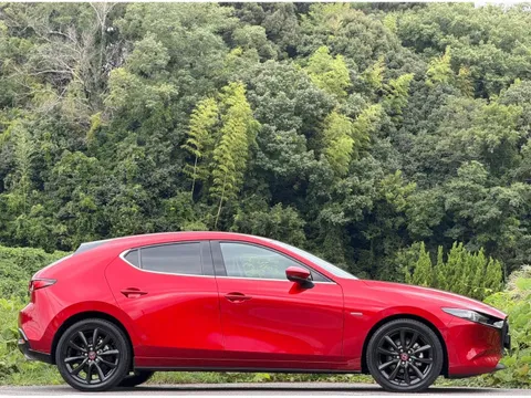 Mazda MAZDA3 Fastback