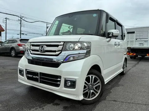 Honda N-BOX Custom