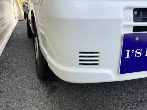 Mazda Scrum Truck