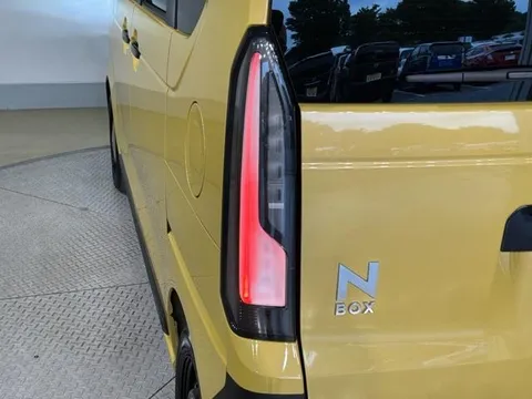 Honda N-BOX Joy