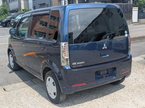 Mitsubishi eK Wagon