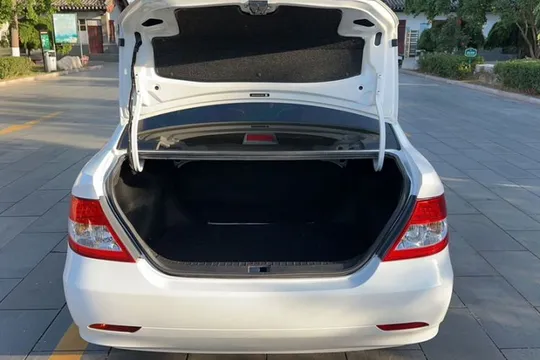 BYD F3