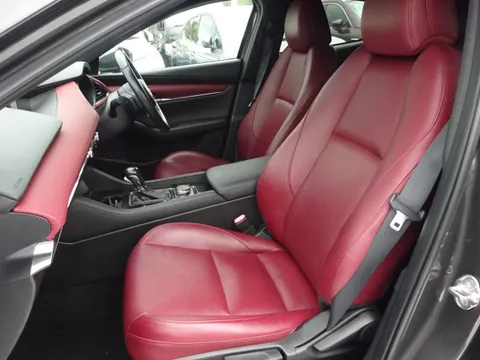 Mazda MAZDA3 Fastback