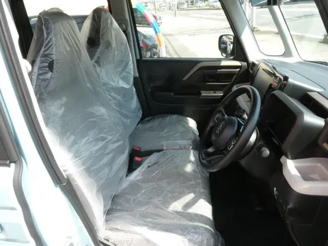 Suzuki Spacia