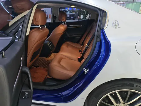 Maserati Ghibli