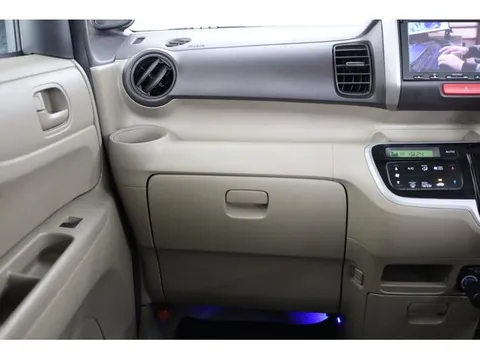 Honda N-BOX Plus