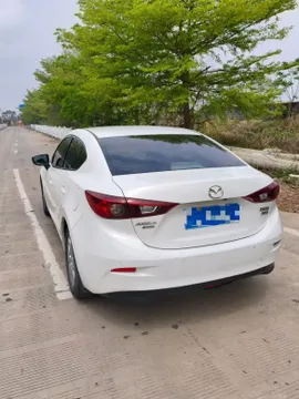 Mazda Mazda 3