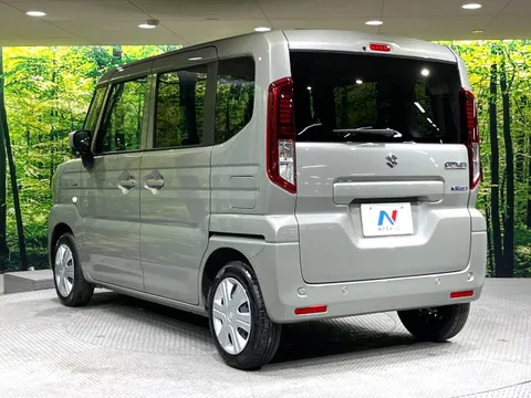 Suzuki Spacia