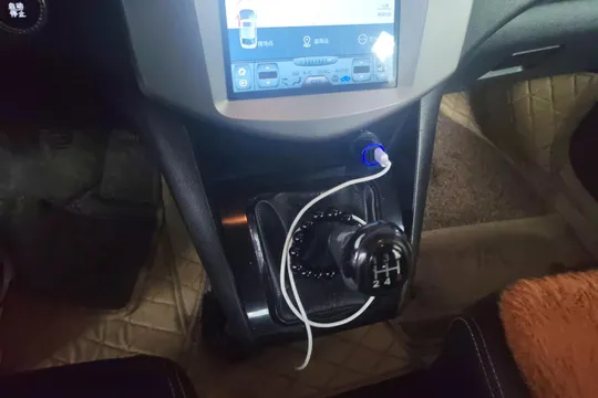 BYD S6