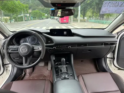 Mazda Mazda 3