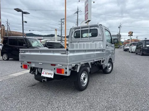 Nissan Clipper Truck