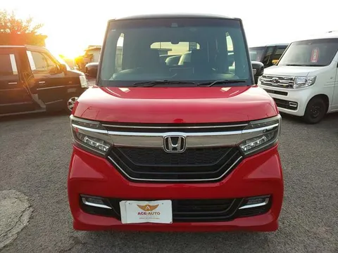 Honda N-BOX Custom