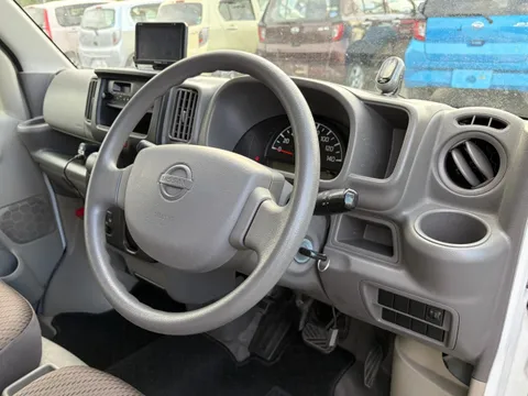 Nissan Clipper