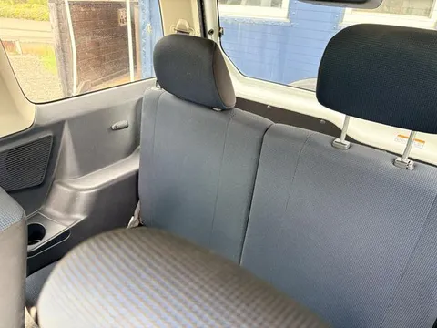 Nissan KIX