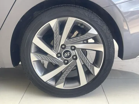 Hyundai Mistra