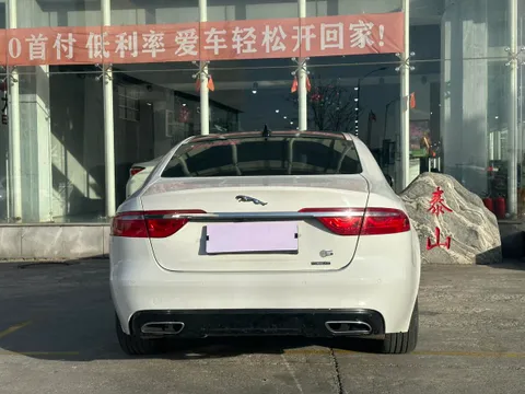 Jaguar XFL