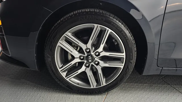 Kia Cerato (K3)