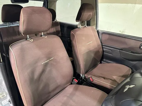 Mitsubishi Pajero Mini