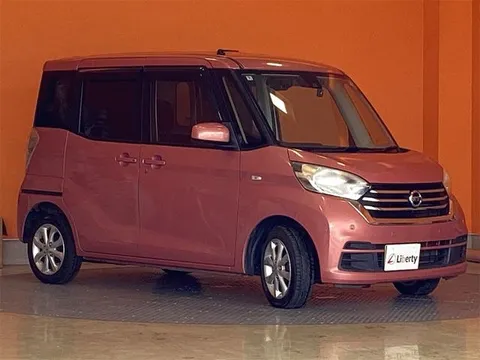 Nissan Dayz Roox