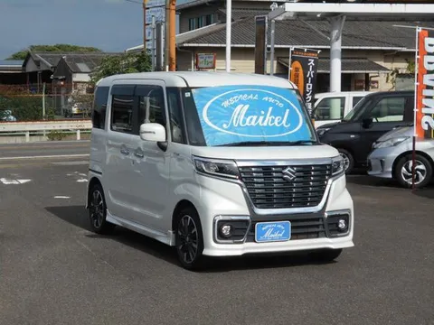 Suzuki Spacia Custom