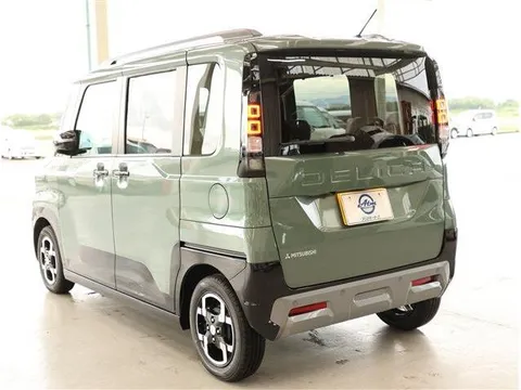 Mitsubishi Delica Mini