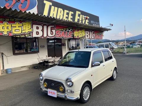 Daihatsu Mira Gino