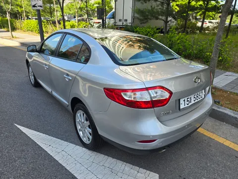 Renault SM3