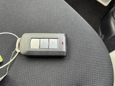Mitsubishi I