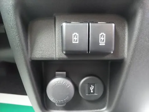 Suzuki Spacia Base