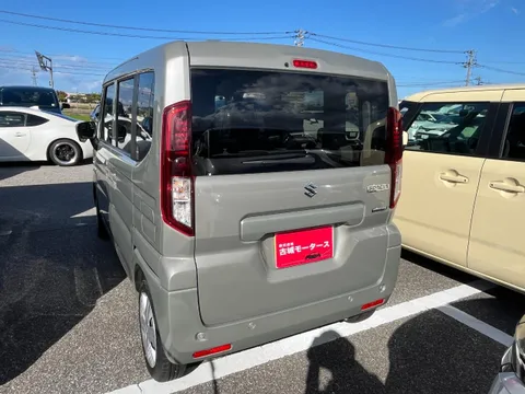 Suzuki Spacia