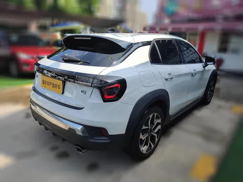 Lynk & Co Lynk & Co 02