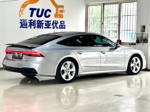Audi A7