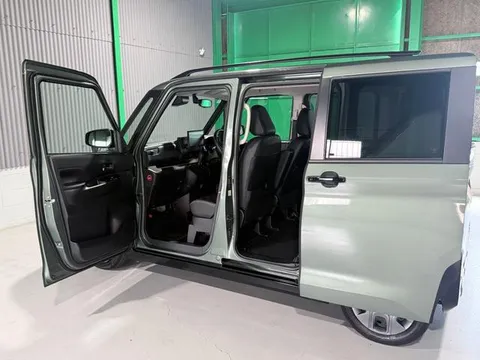 Mitsubishi Delica Mini