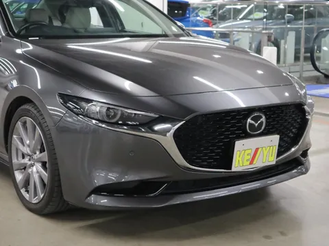 Mazda MAZDA3 Sedan
