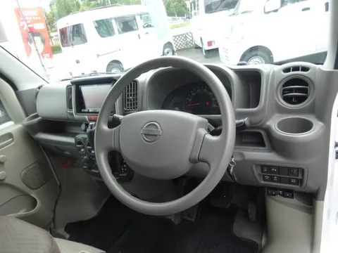Nissan Clipper