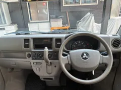 Mitsubishi Minicab Van