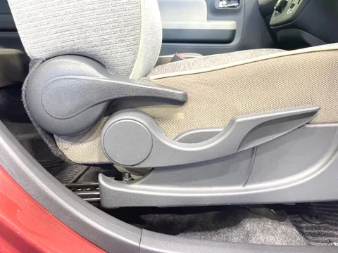 Daihatsu Mira Tocot