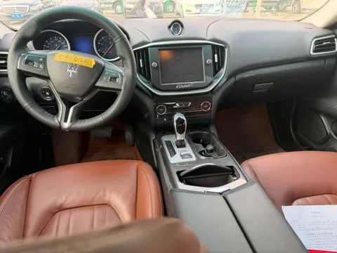Maserati Ghibli